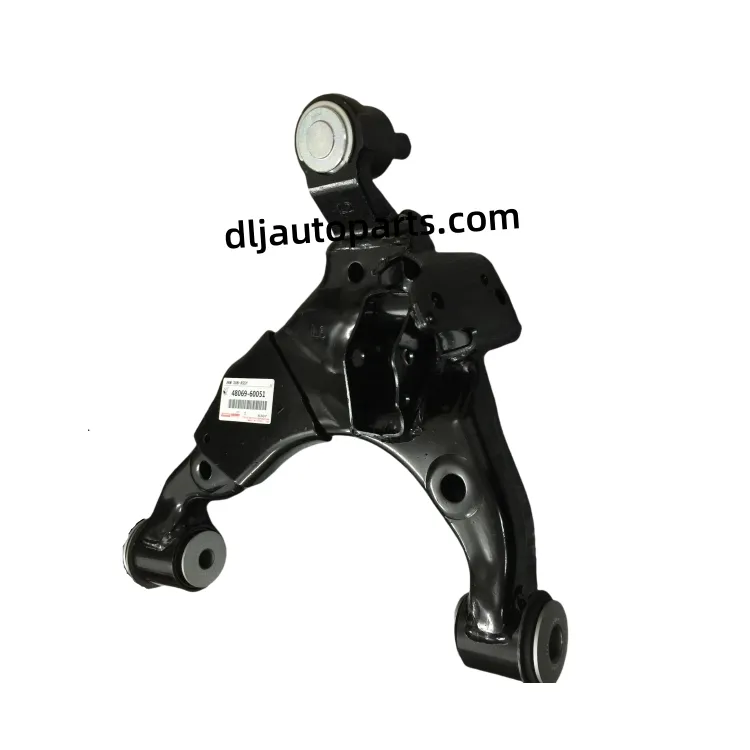48069-60051 Bras de commande avant du système de suspension des pièces automobiles pour TOYOTA 4RUNNER GRN28*,TRN28*